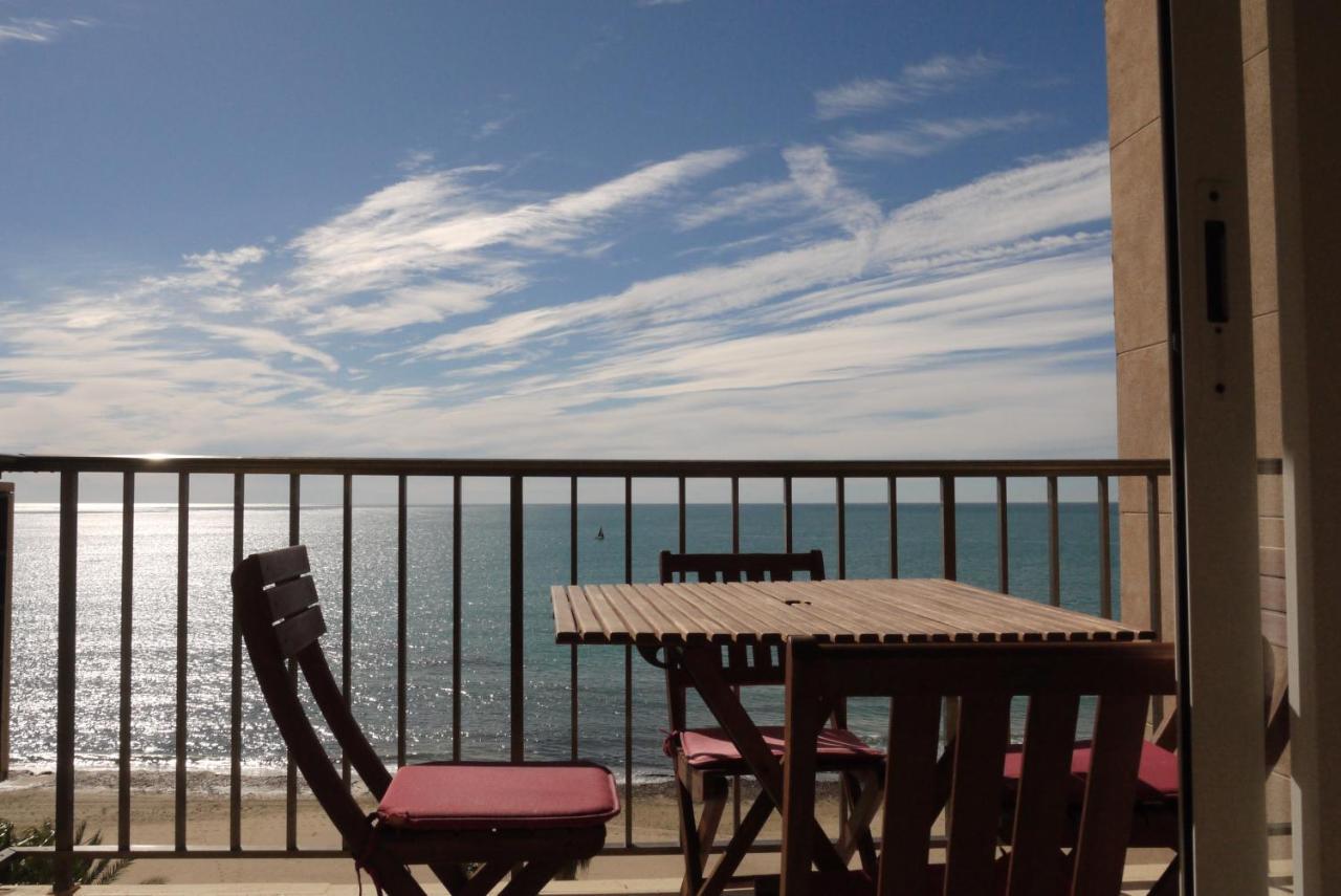 Appartement Frente Al Mar En Con Parking 4 Personas *